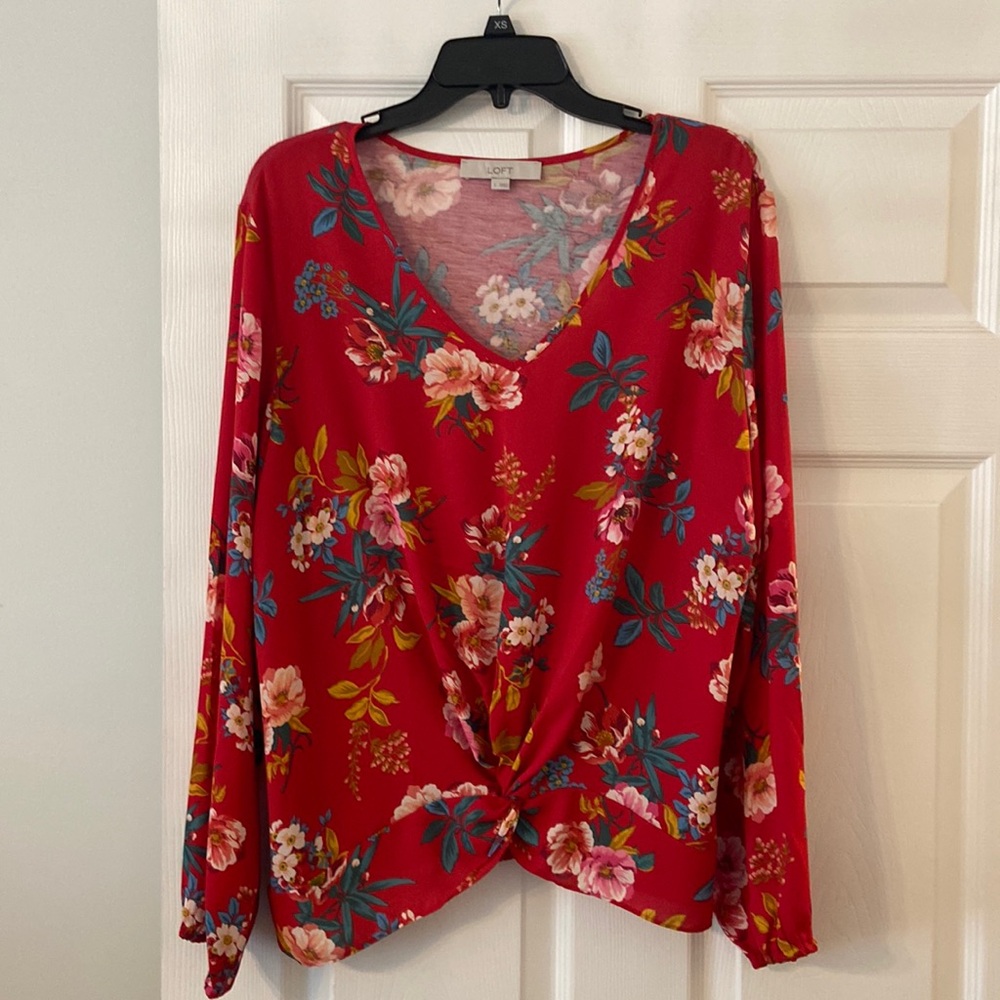LOFT Blouse size L excellent condition color red length 25” bust 40” long sleeve